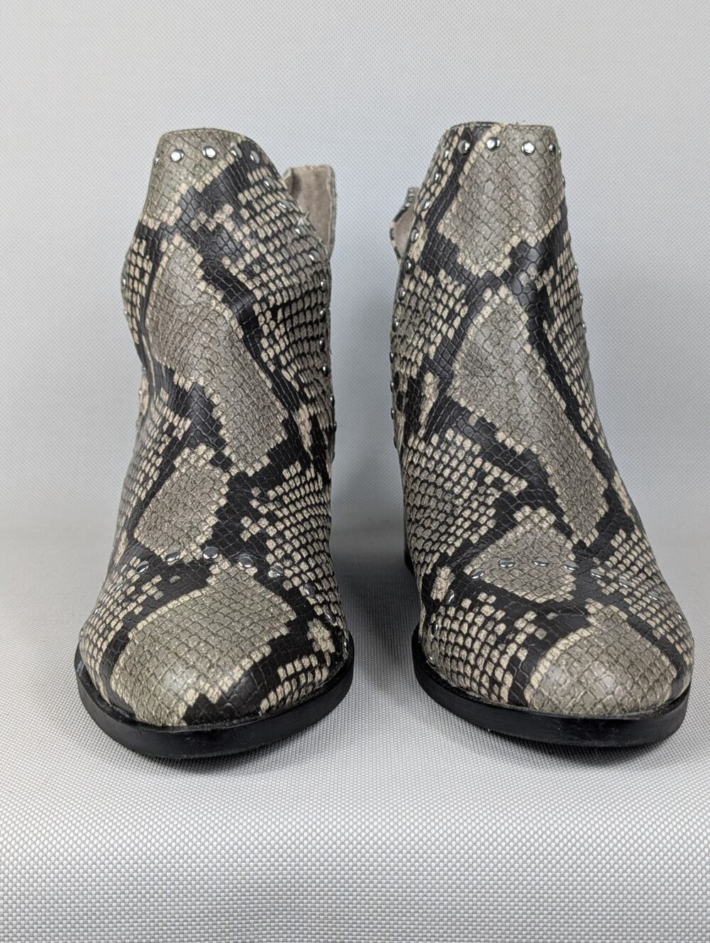 Women's Steve Madden Faux Snake Skin Booties Boots Size 8.5M Zip On Open Sides